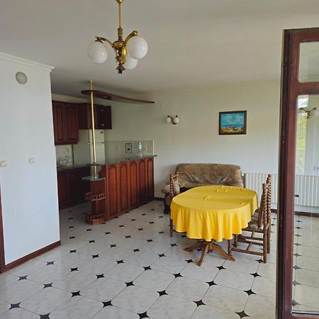 Lazur Seaview Apartment Pomorie Kültér fotó