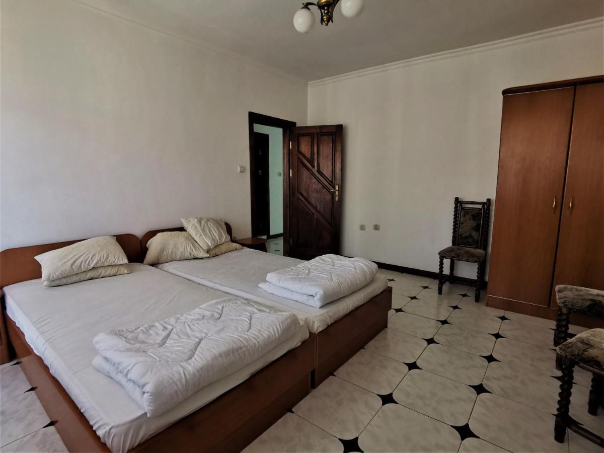 Lazur Seaview Apartment Pomorie Kültér fotó